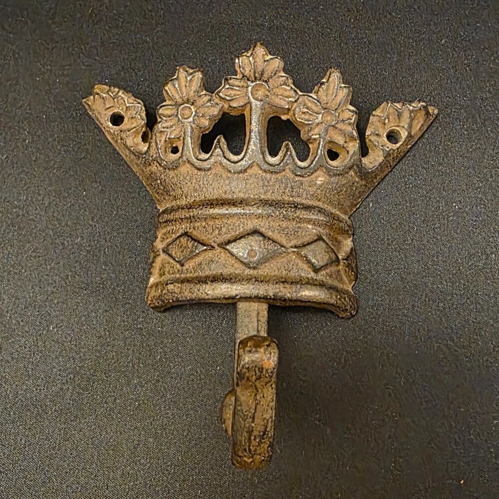 Crown Single Wall Hook Cast Iron Key Coat Towel Hanger Antique Finish